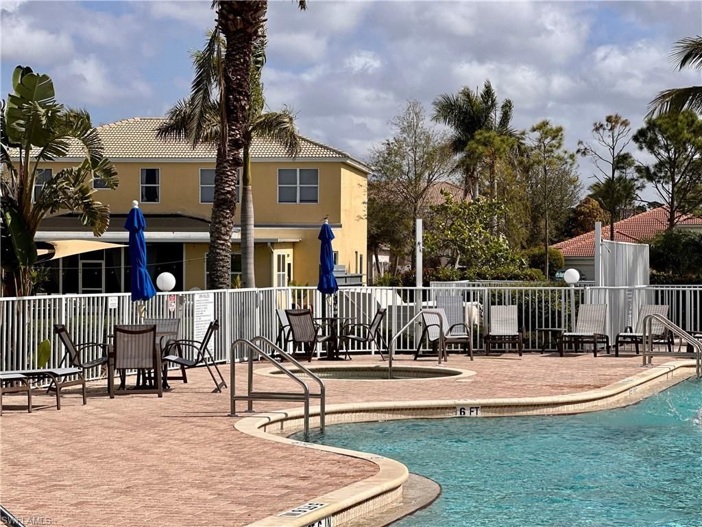 2669 Blue Cypress Lake Ct, Cape Coral, FL 33909 Photo