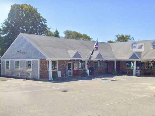 410 W Falmouth Highway, West Falmouth, MA 02540