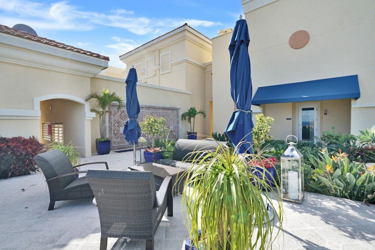 201 S Narcissus Avenue, Unit 601, West Palm Beach, FL 33401 Photo