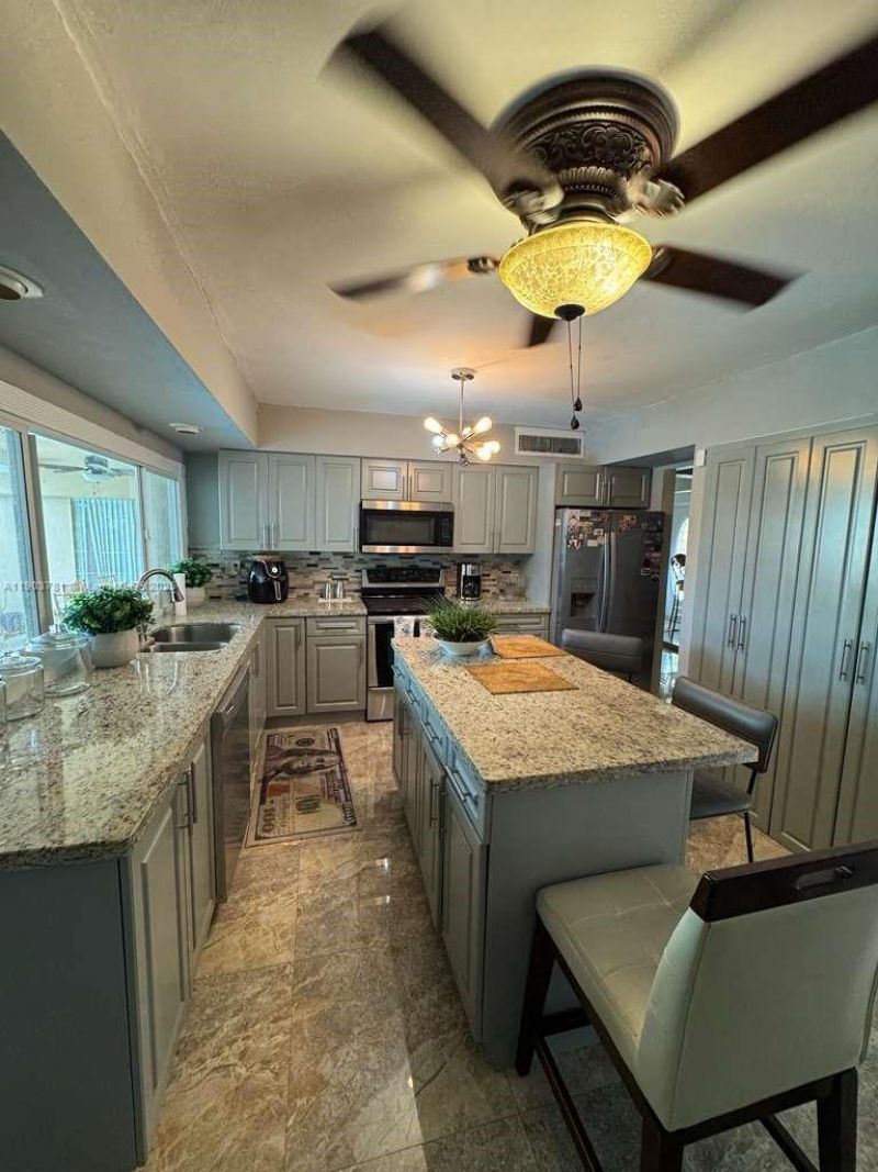 6391 SW 34th St, Miramar, FL 33023 Photo