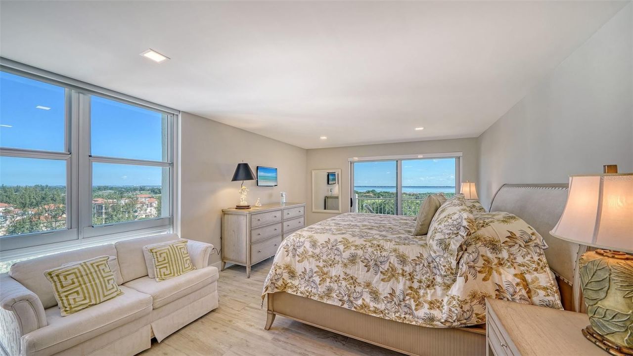 2295 Gulf Of Mexico Drive, Unit 115S, Longboat Key, FL 34228 Photo