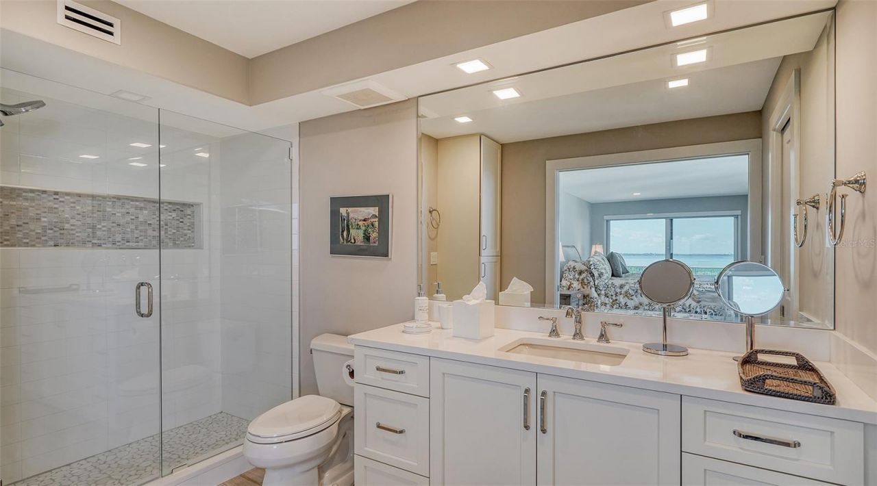 2295 Gulf Of Mexico Drive, Unit 115S, Longboat Key, FL 34228 Photo