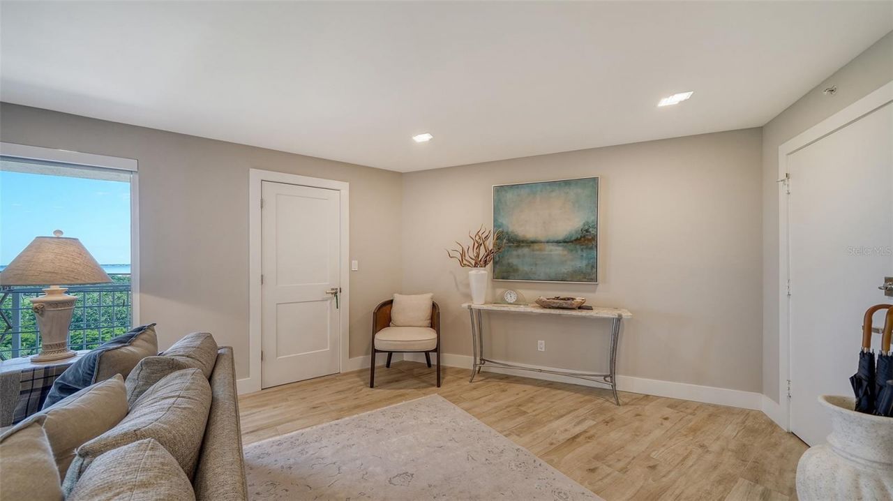 2295 Gulf Of Mexico Drive, Unit 115S, Longboat Key, FL 34228 Photo