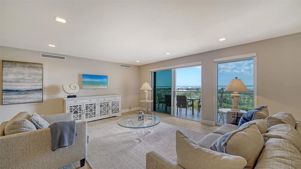 2295 Gulf Of Mexico Drive, Unit 115S, Longboat Key, FL 34228 Photo