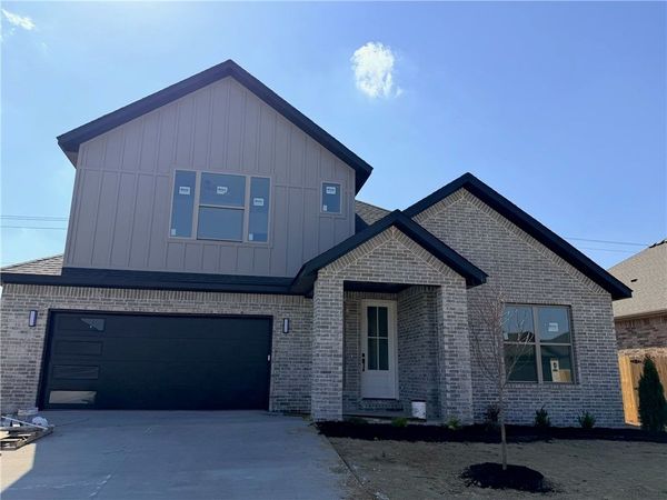 6909 SW Basswood Avenue, Bentonville, AR 72713