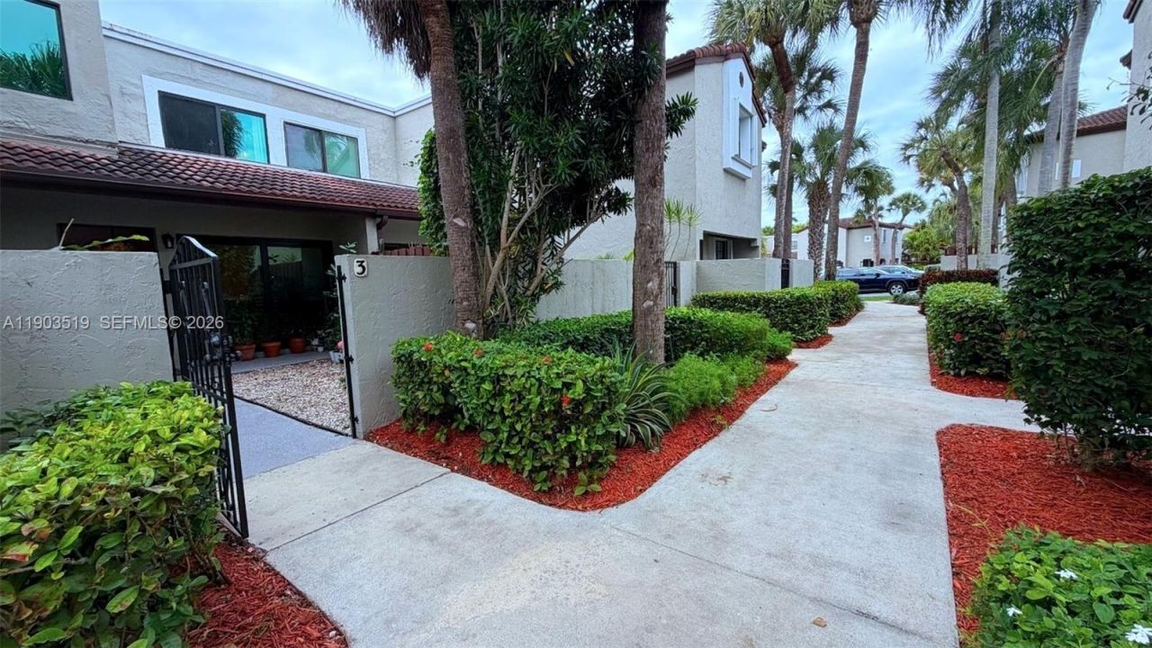 10515 SW 153rd Ct, Unit 3, Miami, FL 33196 Photo