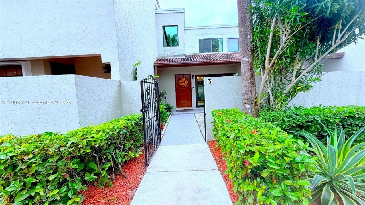 10515 SW 153rd Ct, Unit 3, Miami, FL 33196 Photo