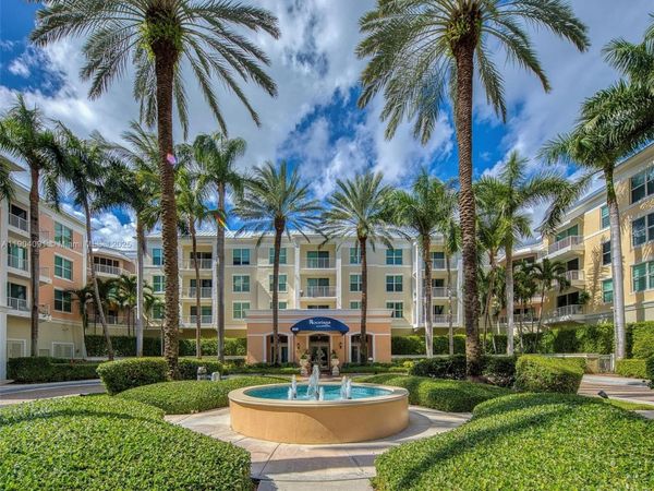 802 W Windward Way, Unit 411, Lantana, FL 33462