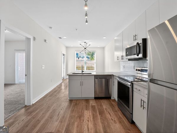 525 Parkway Drive NE, Unit APT 218, Atlanta, GA 30308