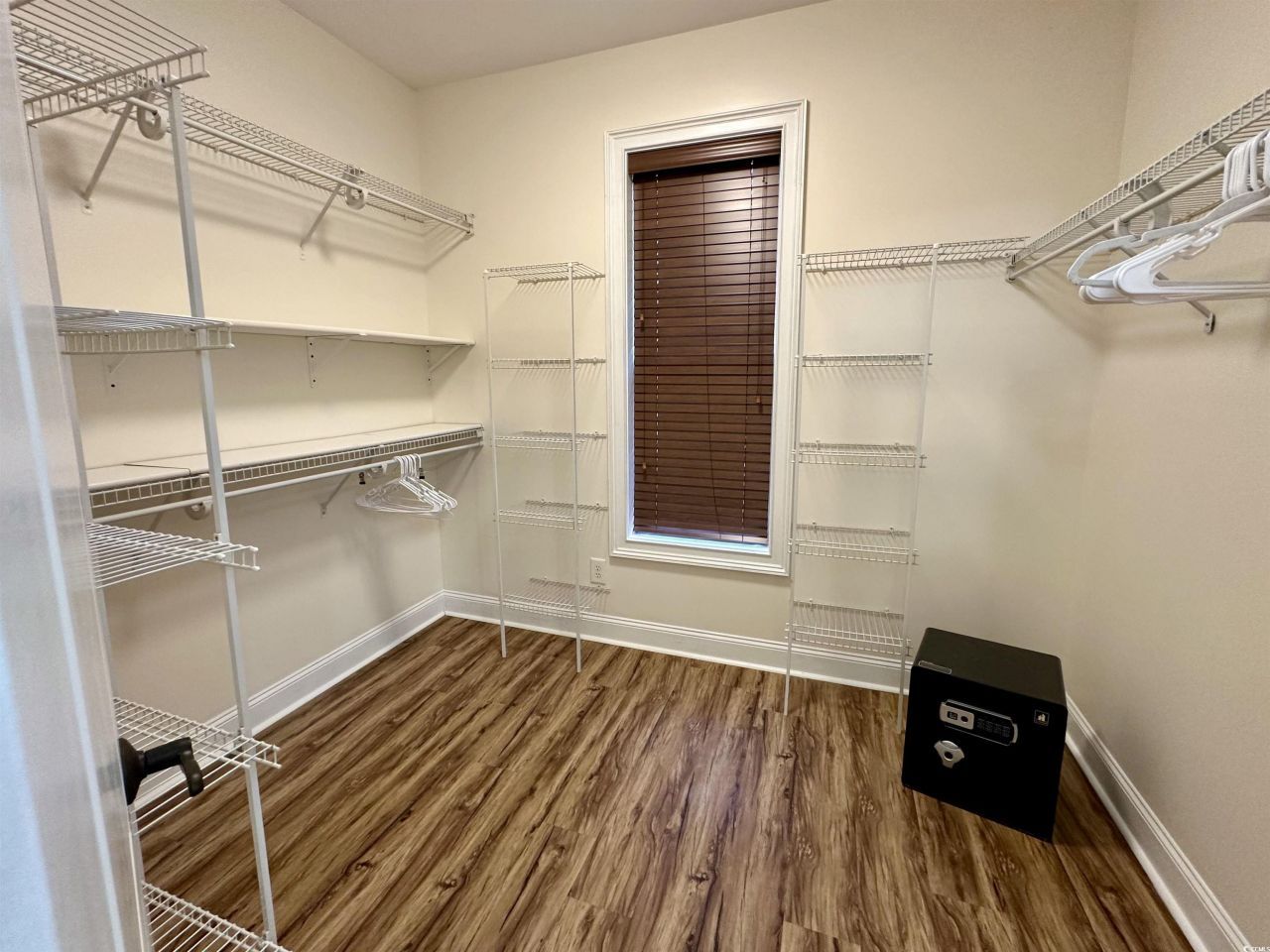 1069 Cole Ct. Photo 16