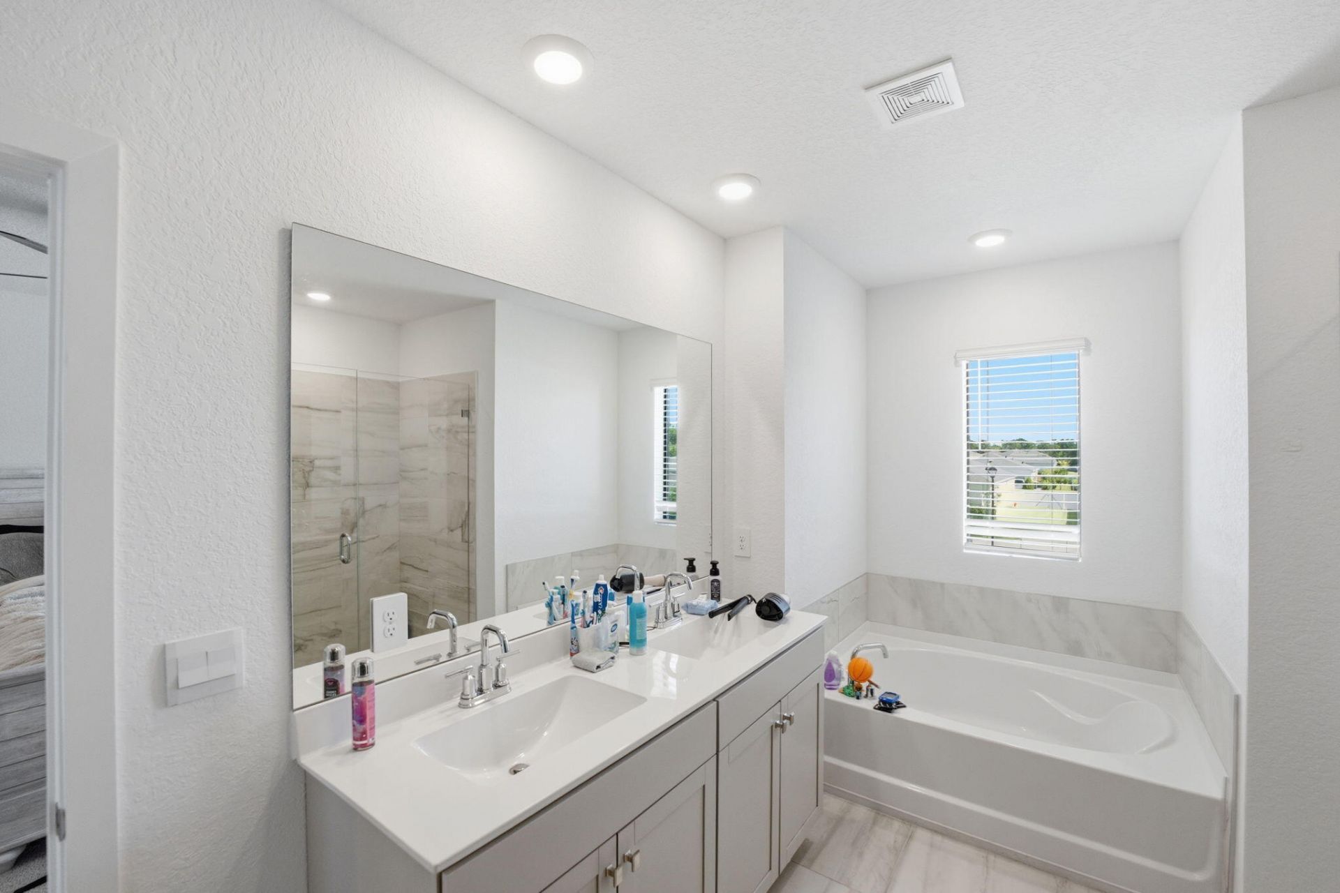 6016 SE Se Violet Ln Lane, Stuart, FL 34997 Photo