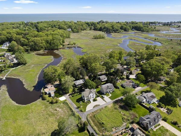 3 Arrowhead, Madison, CT 06443