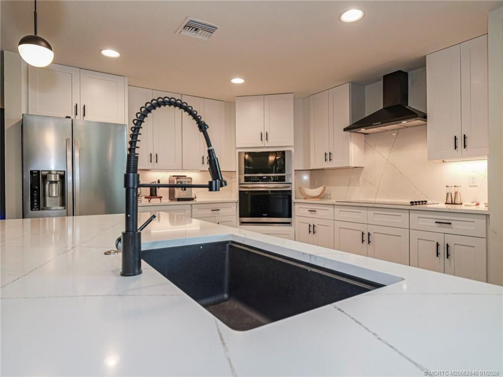 1538 SW Abacus Avenue, Port Saint Lucie, FL 34953 Photo