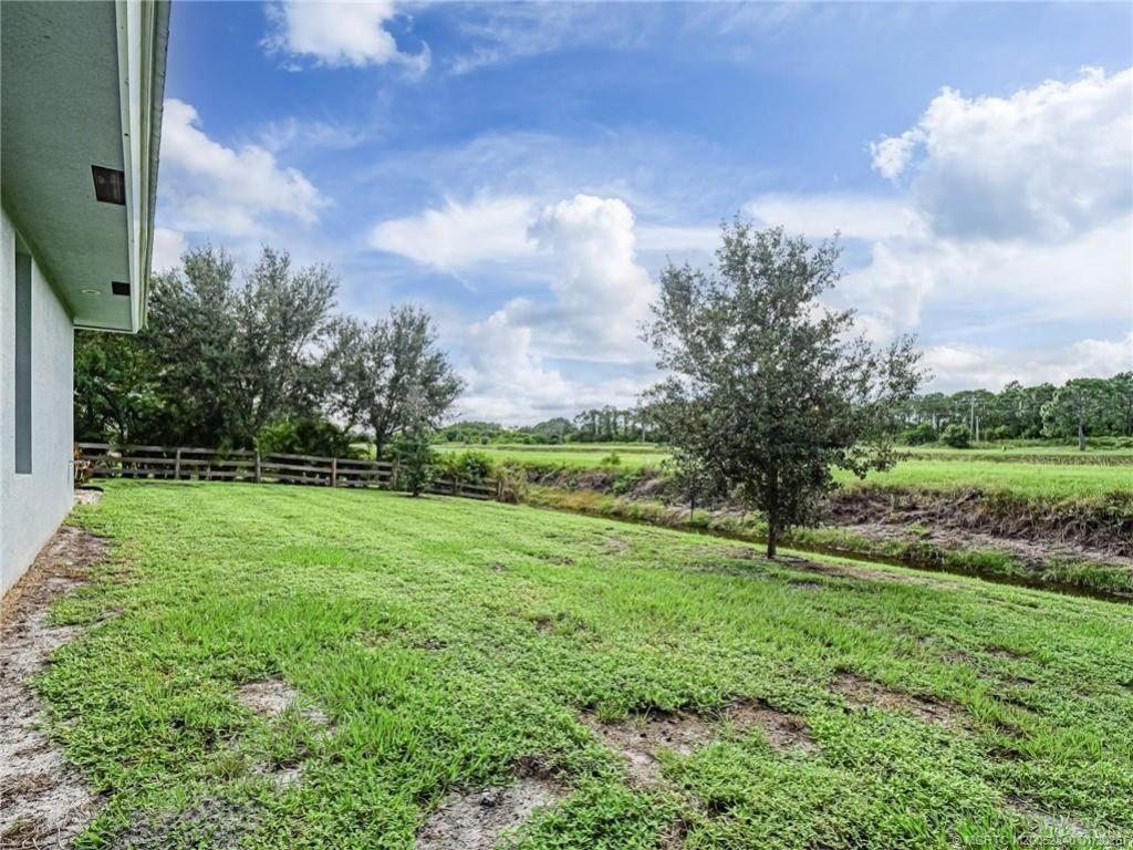 1538 SW Abacus Avenue, Port Saint Lucie, FL 34953 Photo