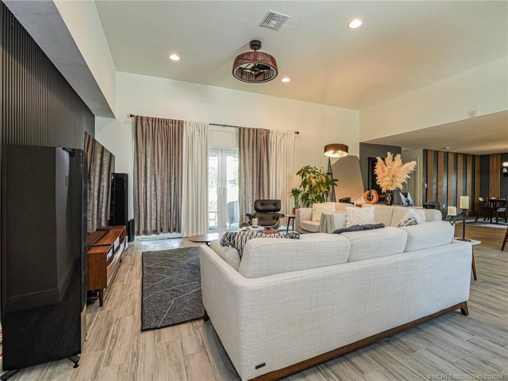 1538 SW Abacus Avenue, Port Saint Lucie, FL 34953 Photo