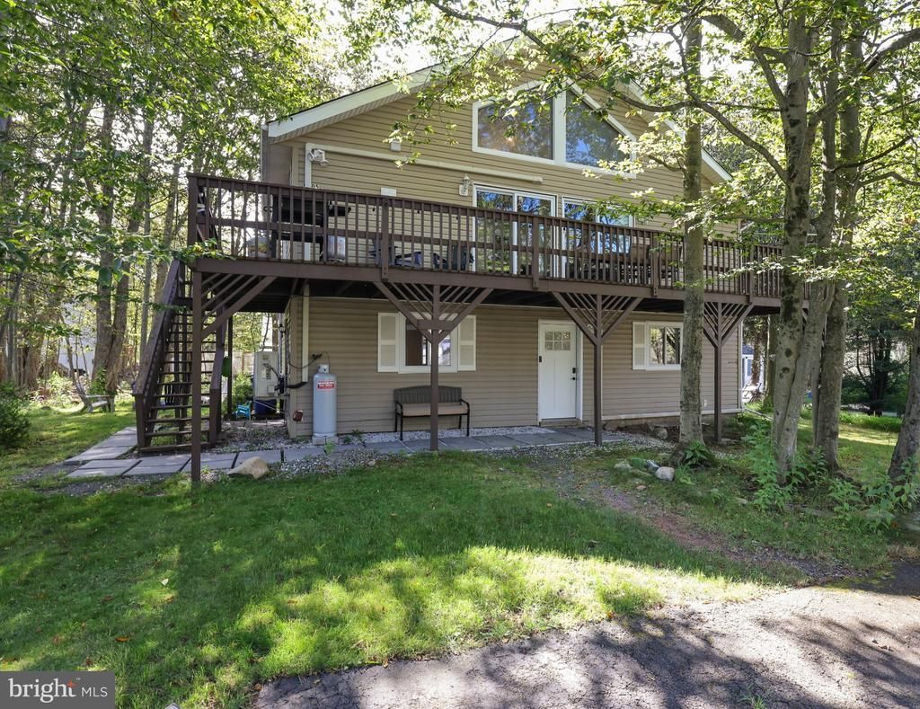 6323 Ventnor Drive, Tobyhanna, PA 18466 Main Photo