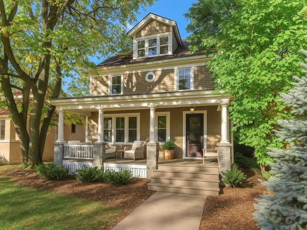 2524 Pillsbury Avenue S, Minneapolis, MN 55404