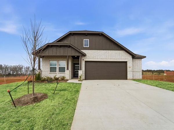 253 Charismatic Road, Waxahachie, TX 75165