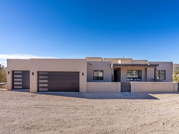 4 High Desert Vista, Santa Fe, NM 87505