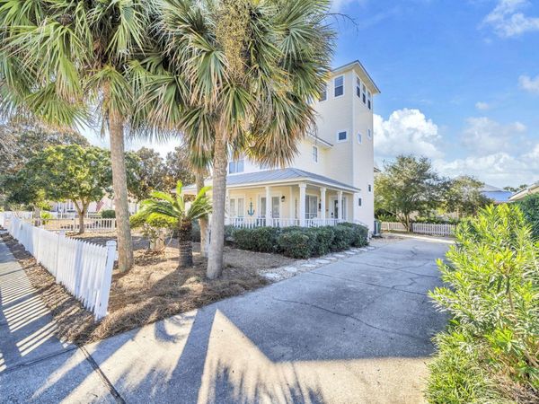 4453 Clipper Cove, Destin, FL 32541