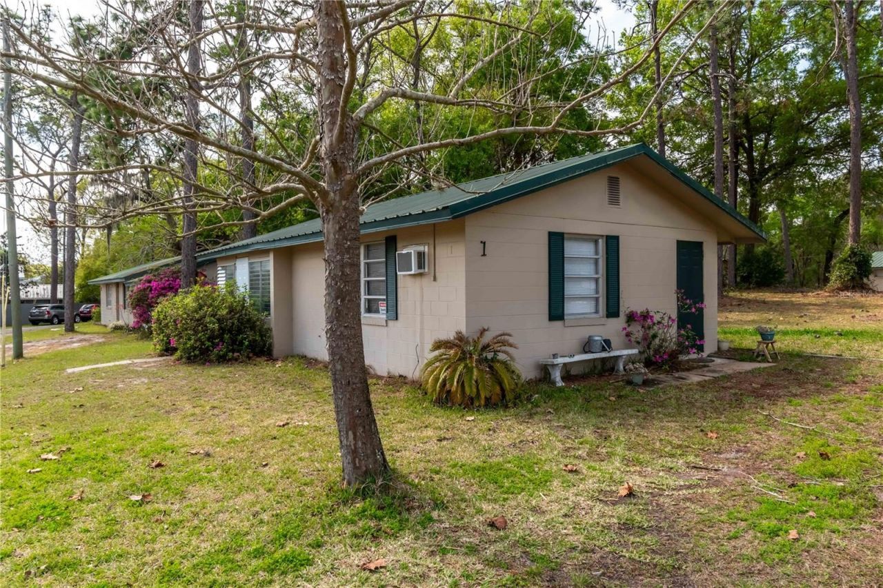 15 Ruckert Circle, Deland, FL 32720 Photo