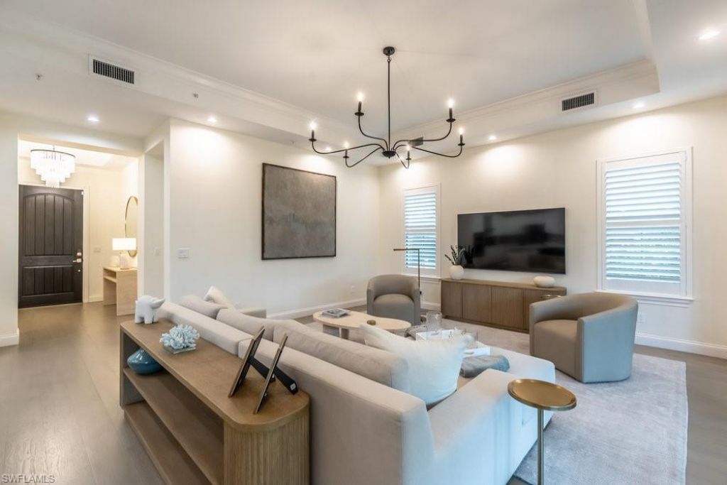 16394 Corsica Way, Unit 101, Naples, FL 34110 Photo