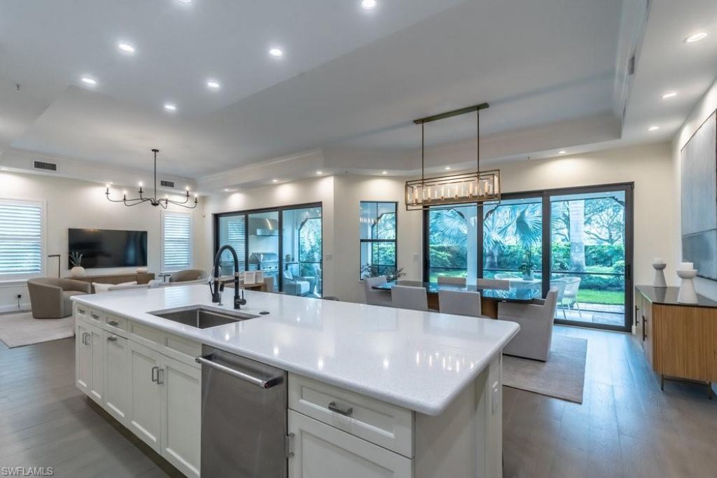 16394 Corsica Way, Unit 101, Naples, FL 34110 Photo