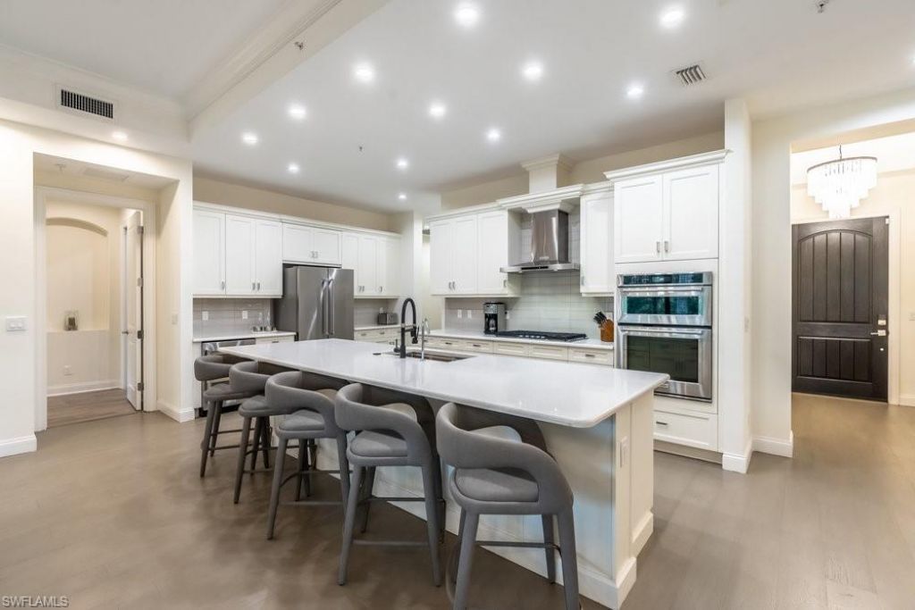 16394 Corsica Way, Unit 101, Naples, FL 34110 Photo