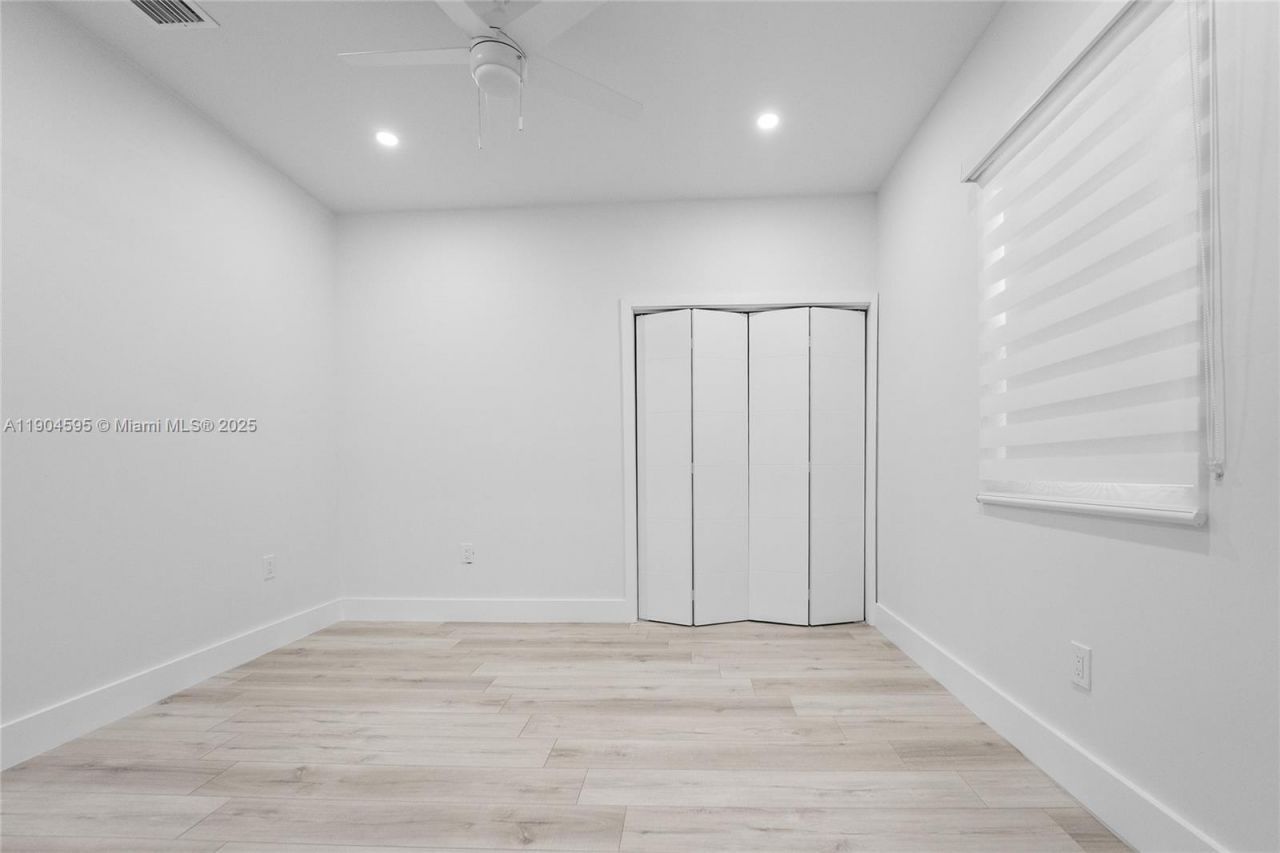 129 SW 9th Ave, Unit 2, Miami, FL 33130 Photo