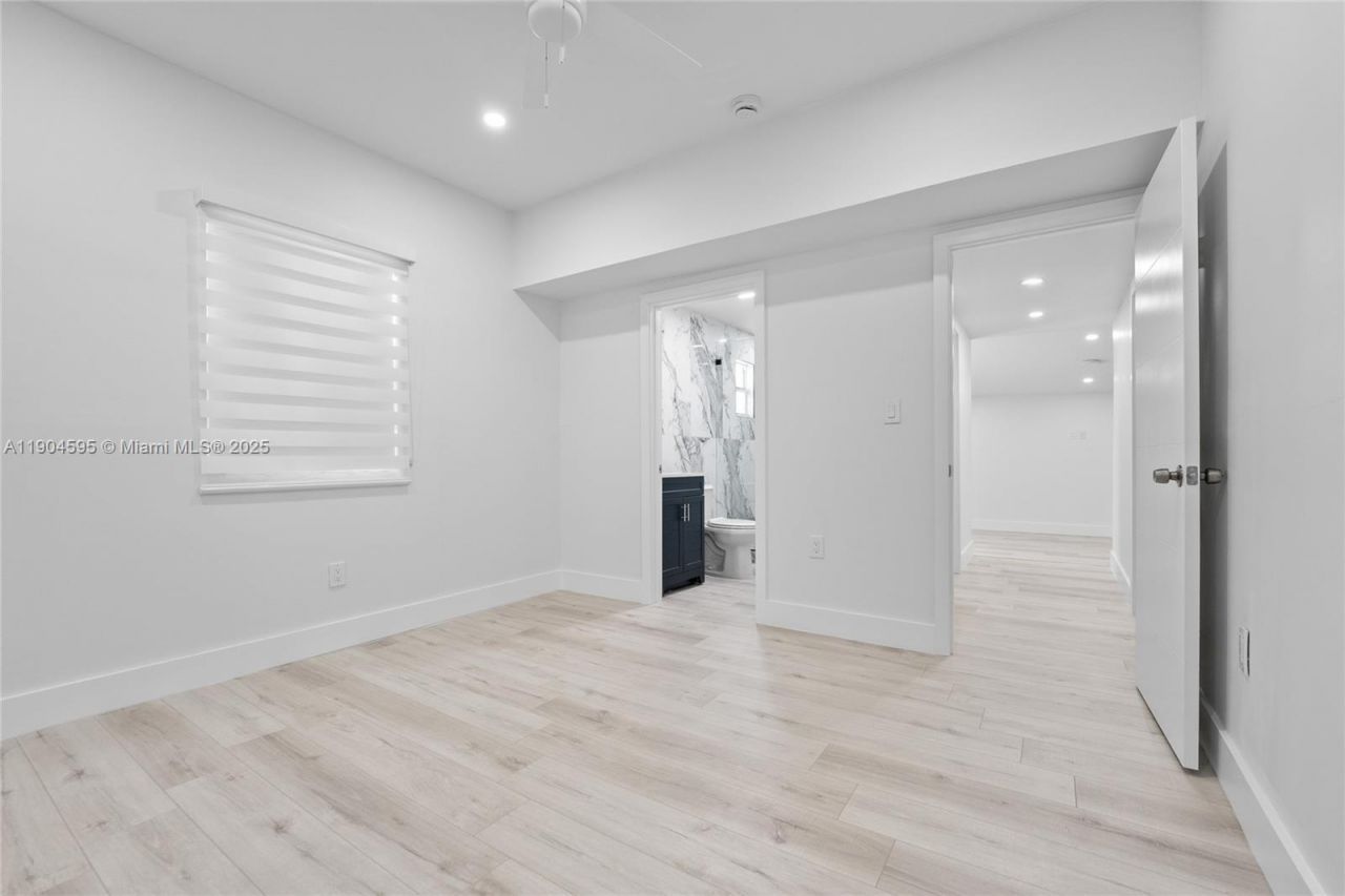 129 SW 9th Ave, Unit 2, Miami, FL 33130 Photo