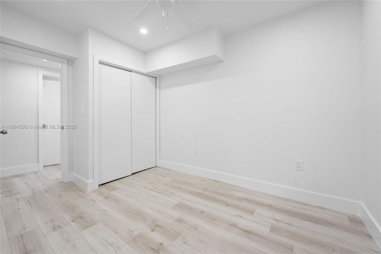 129 SW 9th Ave, Unit 2, Miami, FL 33130 Photo