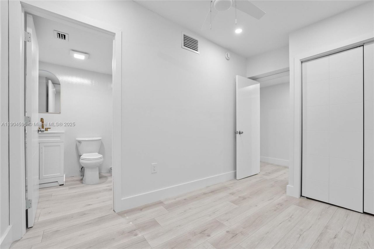 129 SW 9th Ave, Unit 2, Miami, FL 33130 Photo