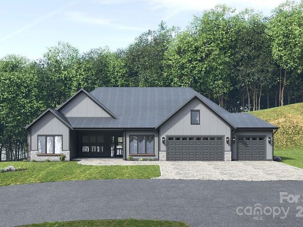 83 Mont Clair Trail, Unit 32, Horse Shoe, NC 28742