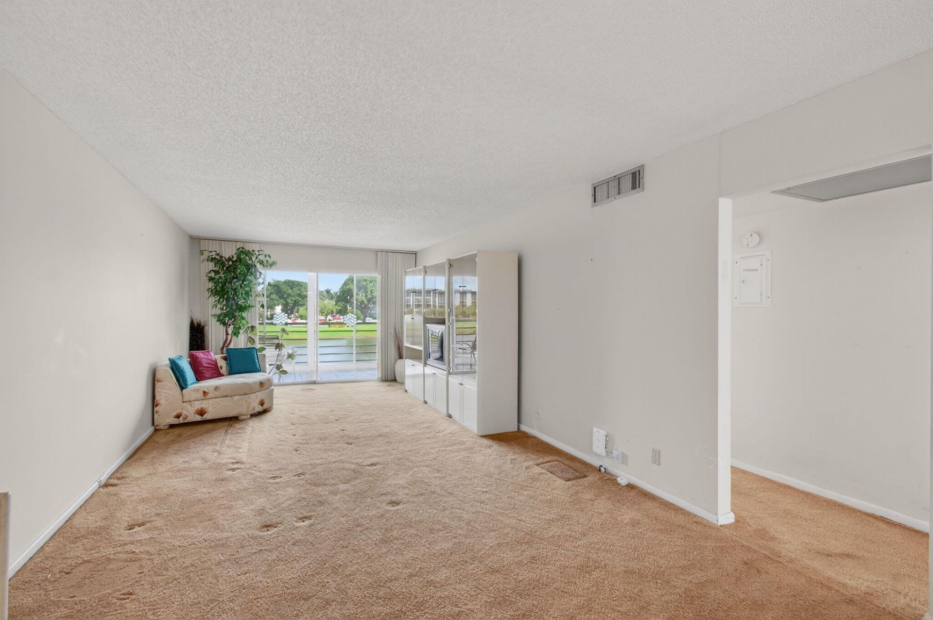 2001 Guildford A, Boca Raton, FL 33434 Photo