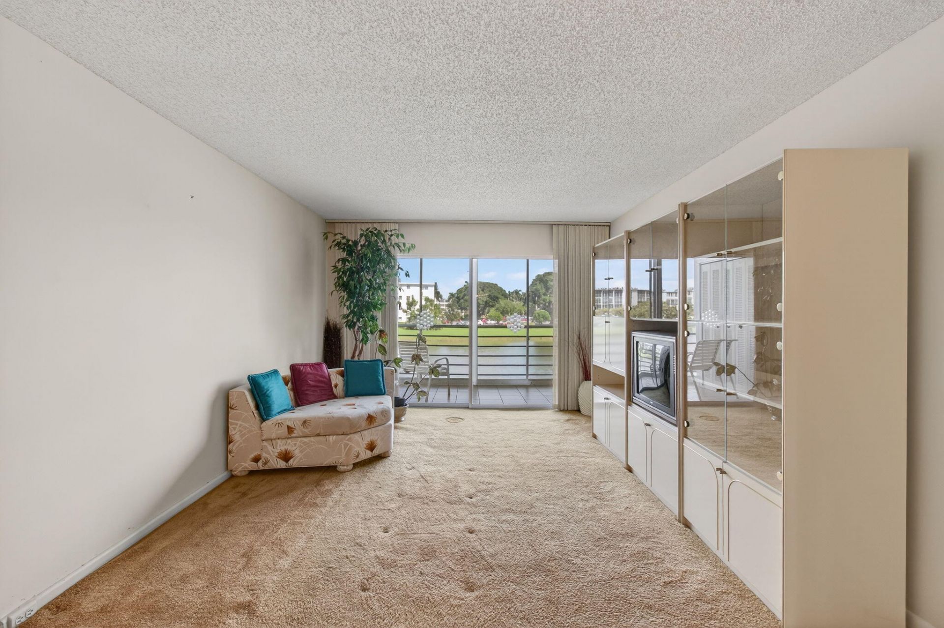 2001 Guildford A, Boca Raton, FL 33434 Photo