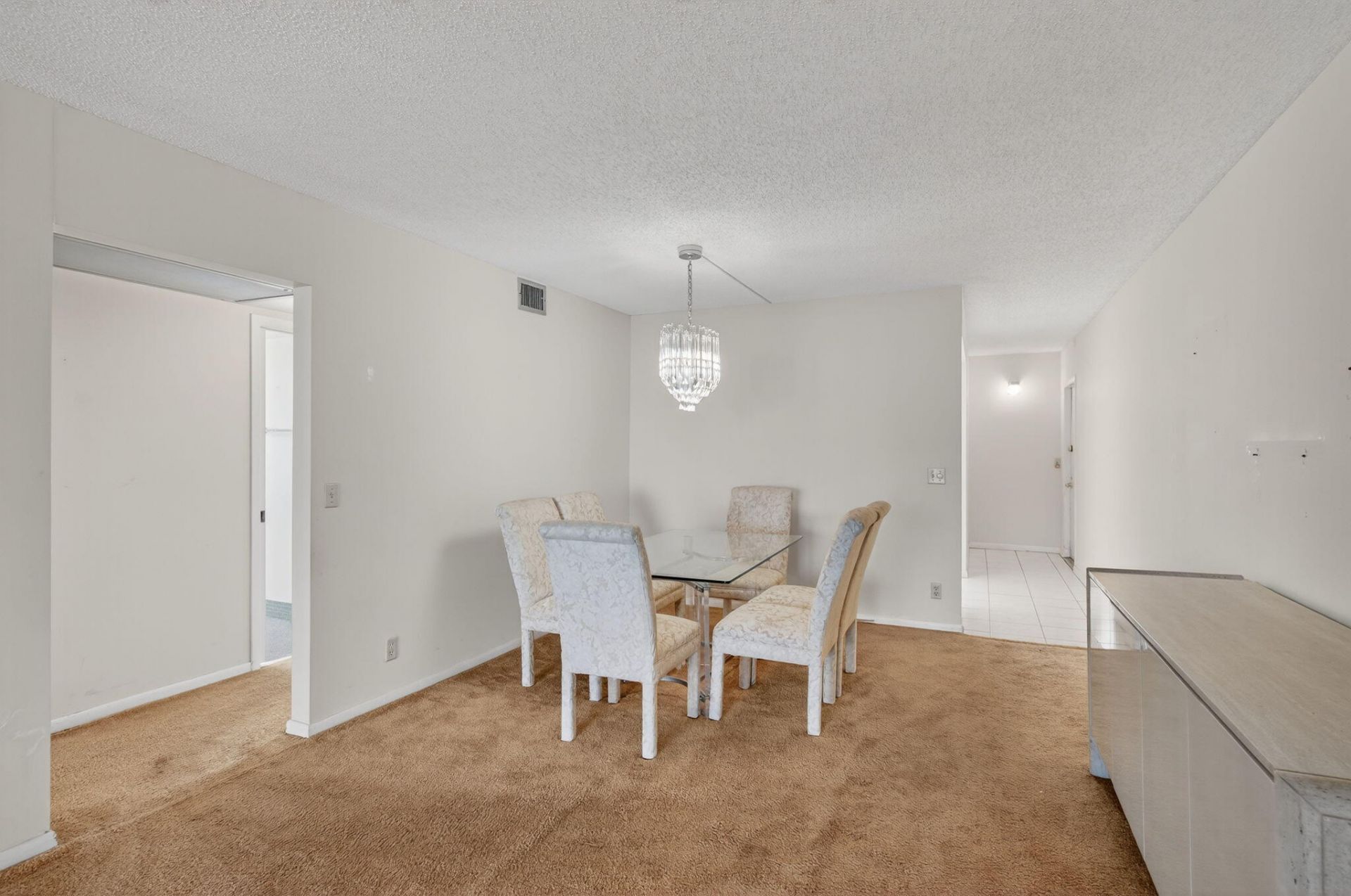 2001 Guildford A, Boca Raton, FL 33434 Photo