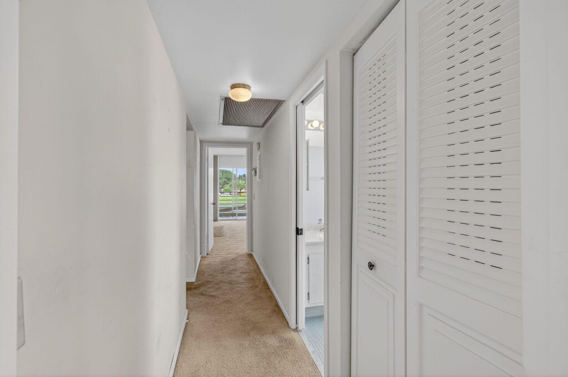 2001 Guildford A, Boca Raton, FL 33434 Photo