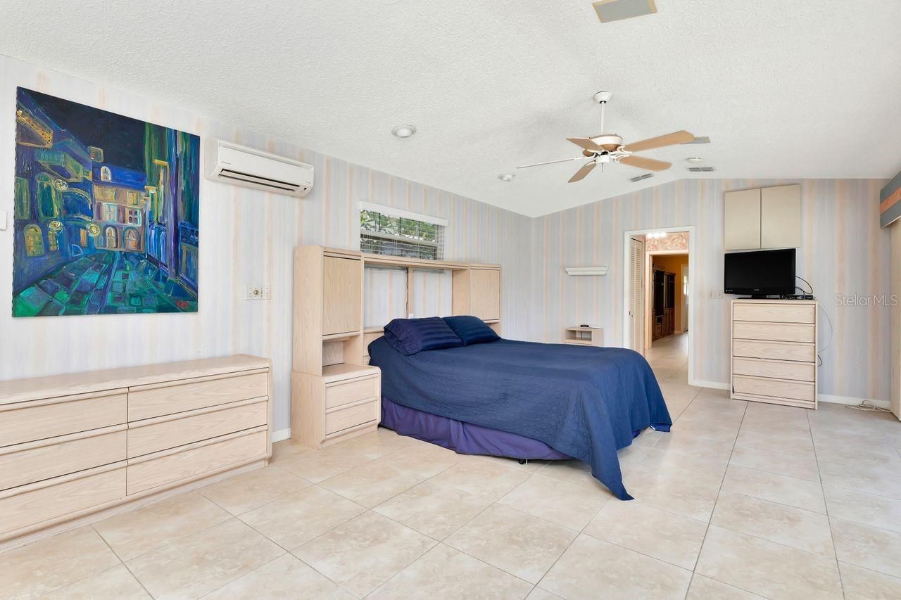 1113 45th Avenue Ne, Saint Petersburg, FL 33703 Photo