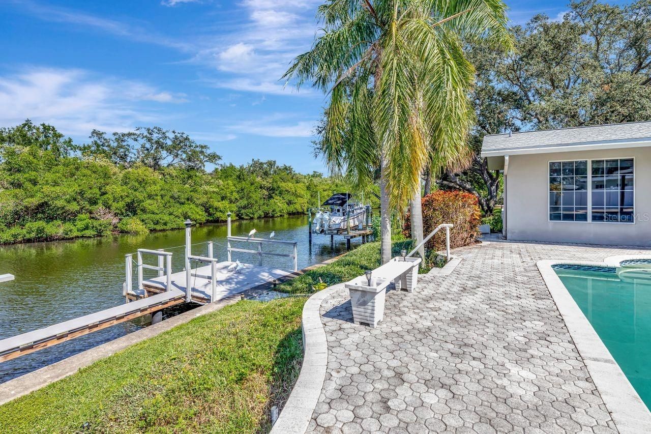 1113 45th Avenue Ne, Saint Petersburg, FL 33703 Photo