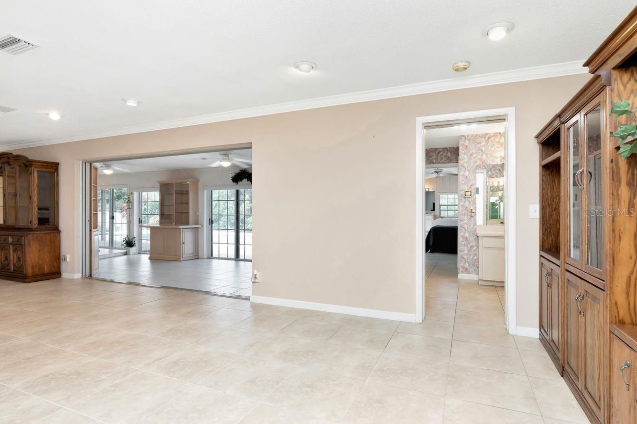 1113 45th Avenue Ne, Saint Petersburg, FL 33703 Photo