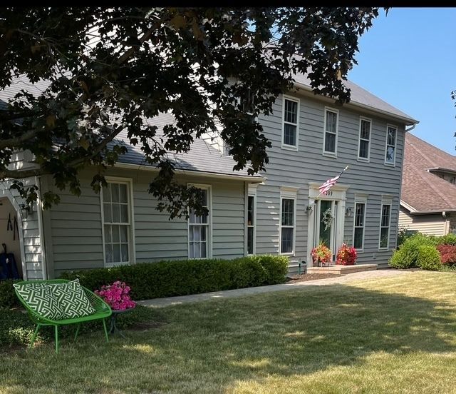 1099 W Jefferson Avenue, Naperville, IL 60540 Main Photo