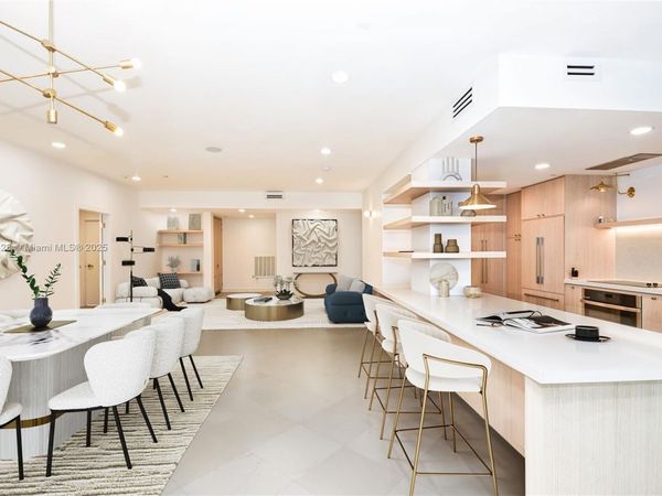 10101 Collins Ave, Unit 7D, Bal Harbour, FL 33154