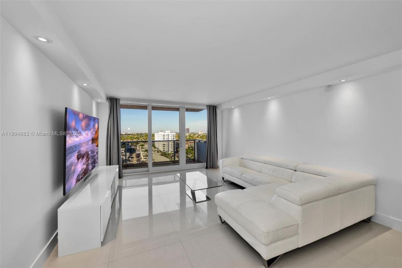 3140 S Ocean Dr, Unit 1011, Hallandale Beach, FL 33009 Photo