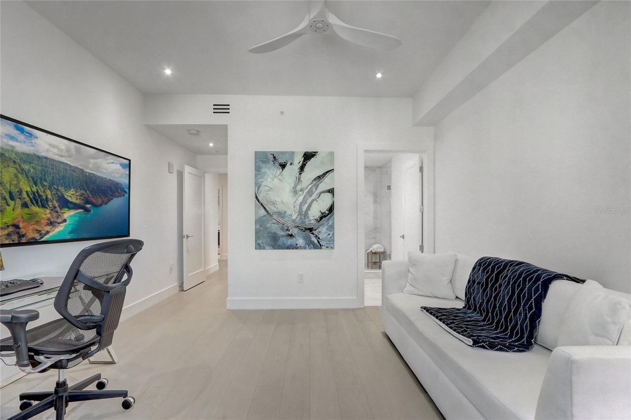 100 S Eola Drive, Unit 1614, Orlando, FL 32801 Photo