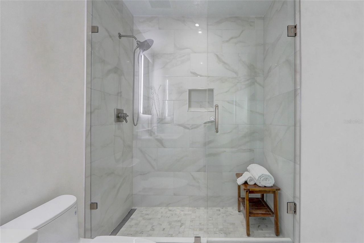 100 S Eola Drive, Unit 1614, Orlando, FL 32801 Photo