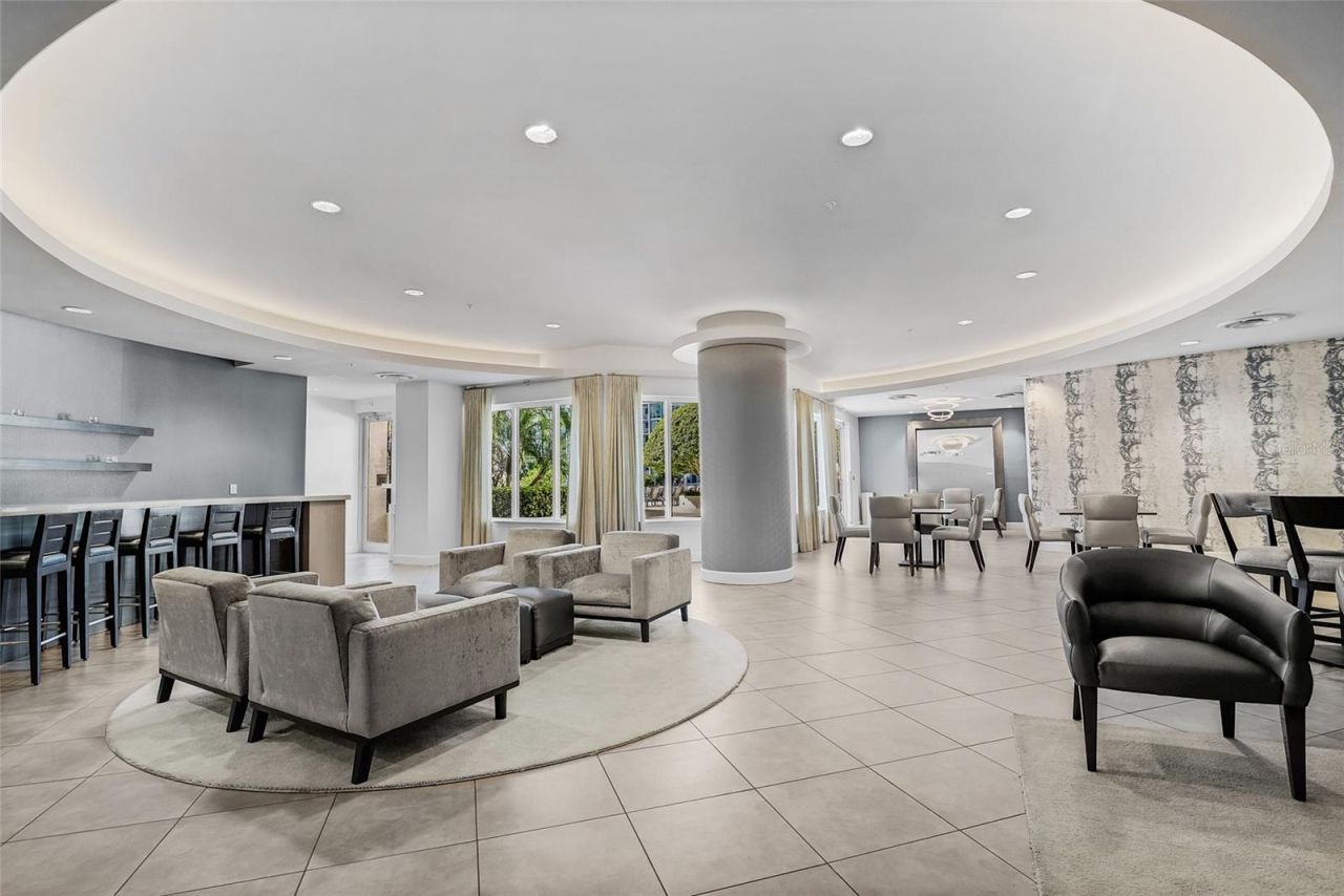 100 S Eola Drive, Unit 1614, Orlando, FL 32801 Photo