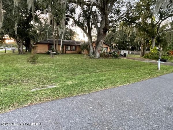 1190 Grapefruit Road SE, Palm Bay, FL 32909