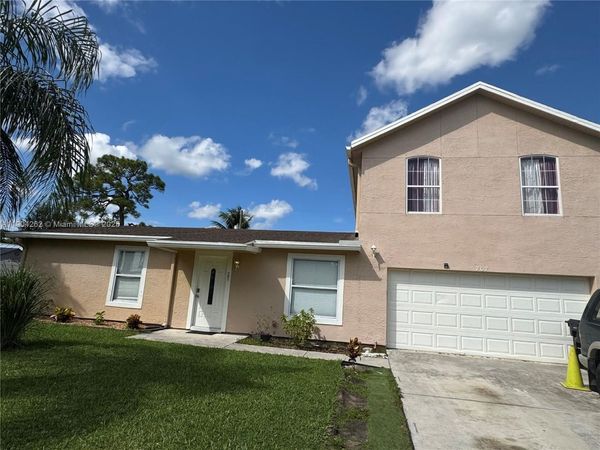 707 SE Karrigan Ter, Port St. Lucie, FL 34983