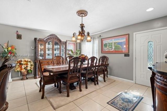 707 SE Karrigan Ter, Port Saint Lucie, FL 34983 Photo