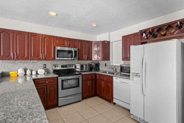 707 SE Karrigan Ter, Port Saint Lucie, FL 34983 Photo